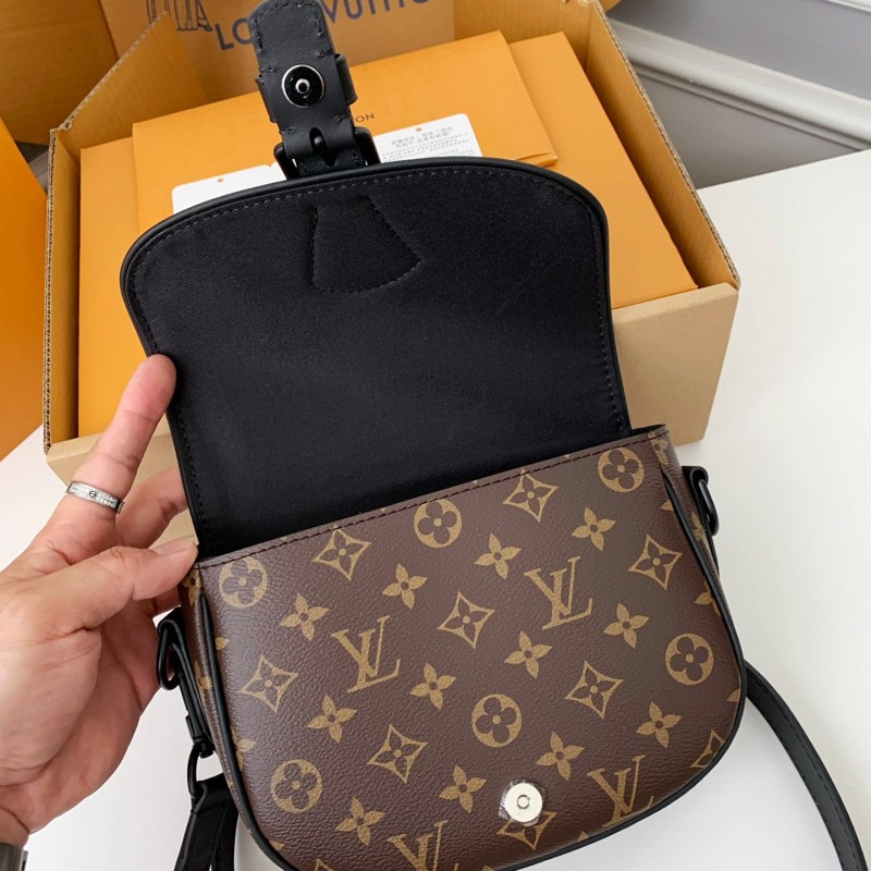 L0*is V*t0n New season Montsouris Small Messenger Bag M47060  Size：20*17*7cm