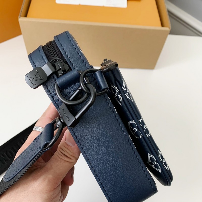 L0*is V*t0n The new TRIO Postman Pack M24753  Size： 25*18.5*7cm