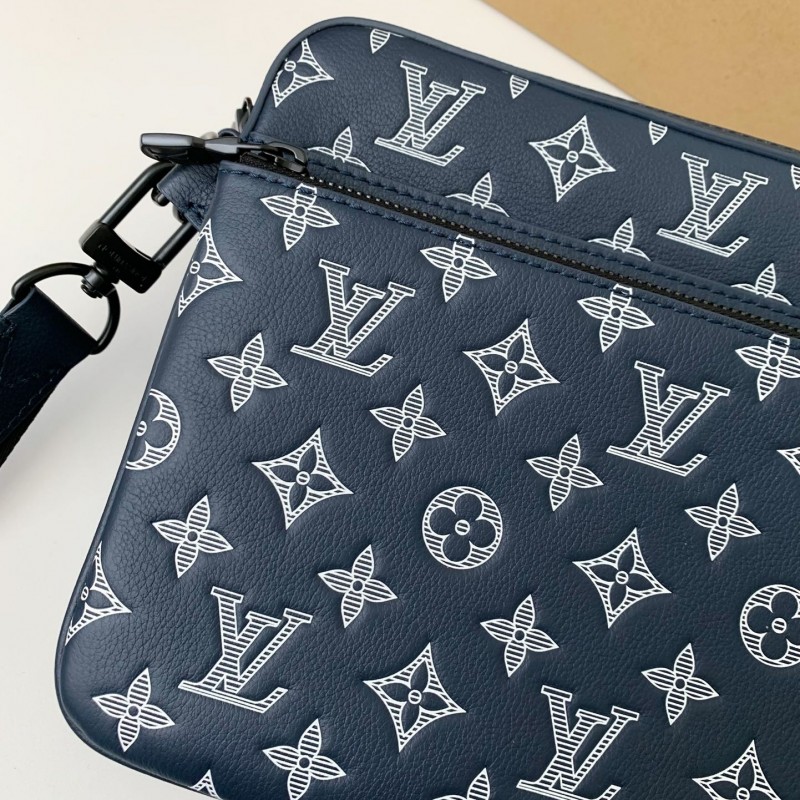 L0*is V*t0n The new TRIO Postman Pack M24753  Size： 25*18.5*7cm