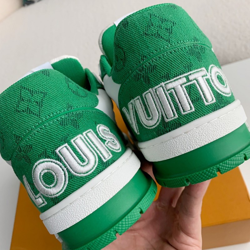 L0*is V*t0n TRAINER Sneakers