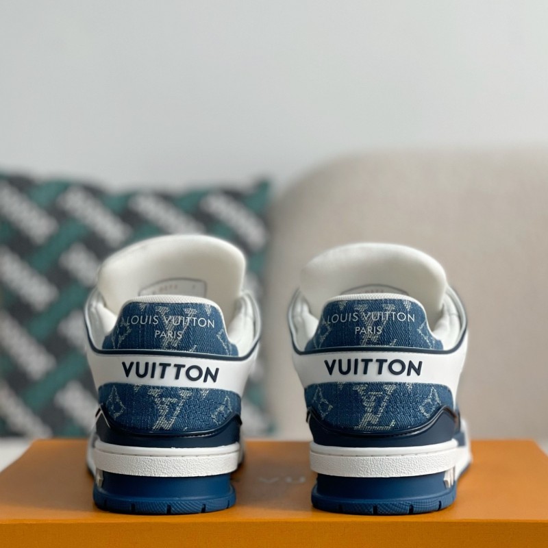 L0*is V*t0n SNEAKERS
