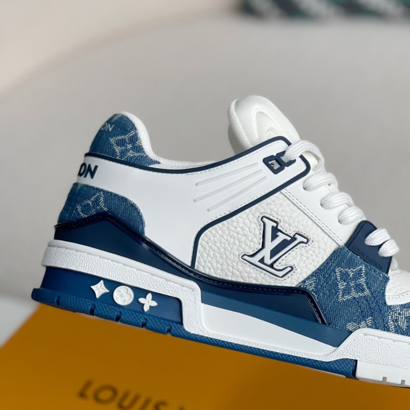 L0*is V*t0n SNEAKERS