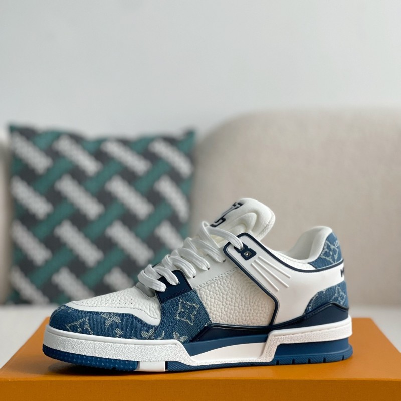 L0*is V*t0n SNEAKERS