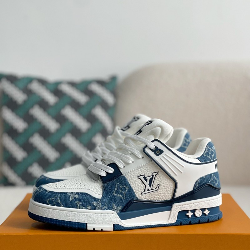 L0*is V*t0n SNEAKERS