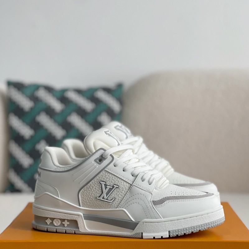 L0*is V*t0n SNEAKERS