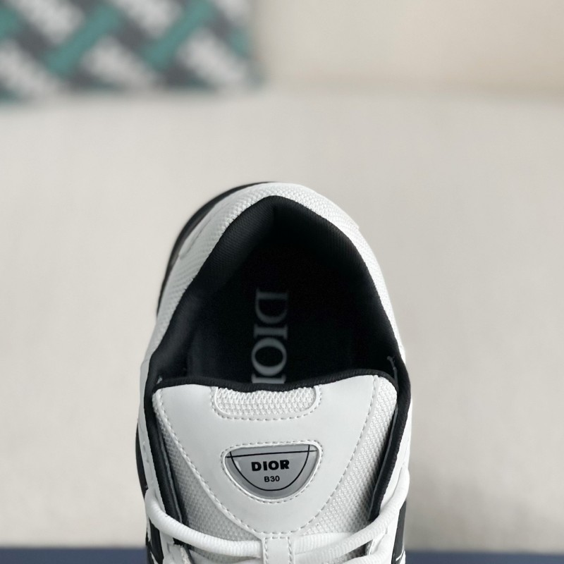 D*0r B30 New Sneaker