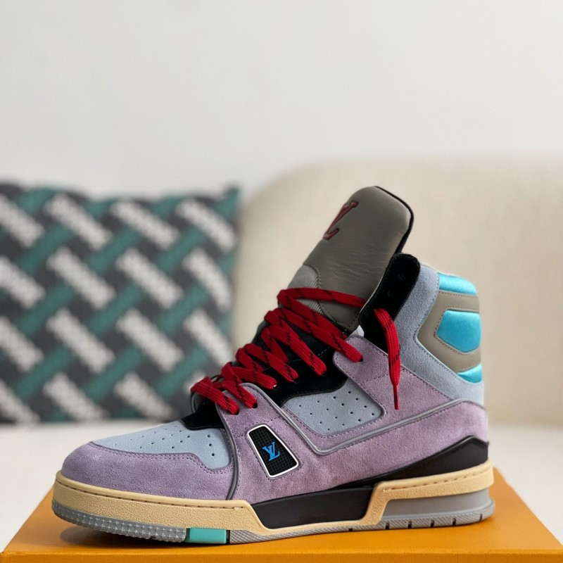 L0*is V*t0n TRAINER SNEAKERS