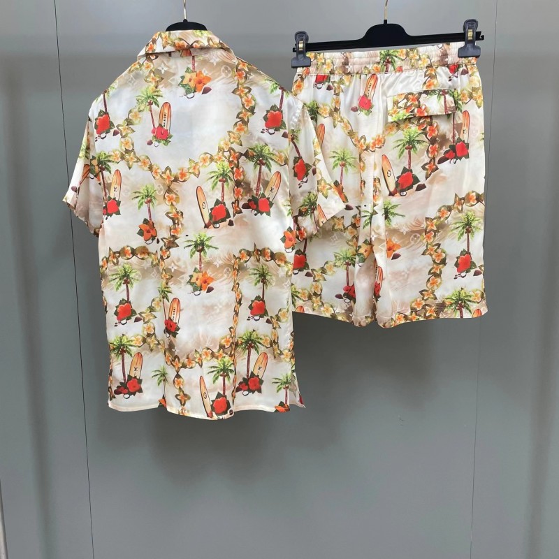 L0*is V*t0n 24  summer set