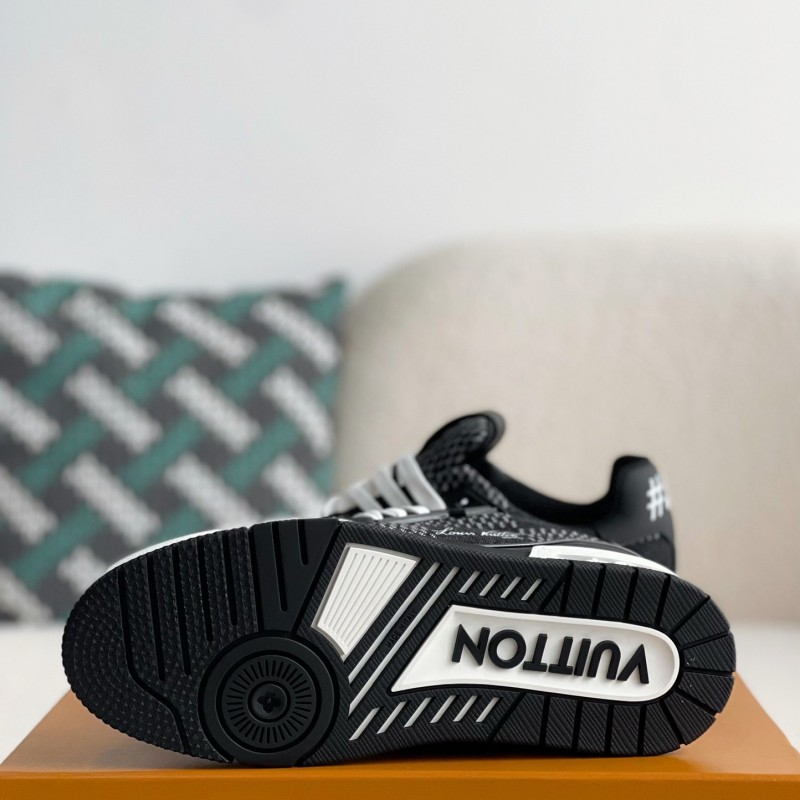 L0*is V*t0n SNEAKERS