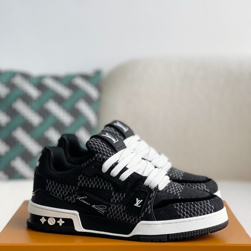 L0*is V*t0n SNEAKERS