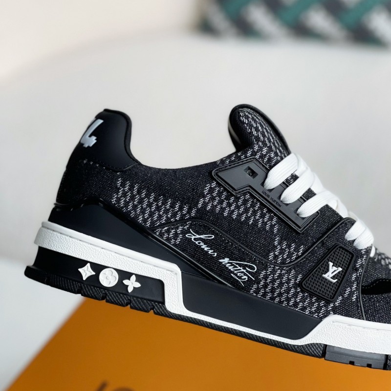 L0*is V*t0n SNEAKERS