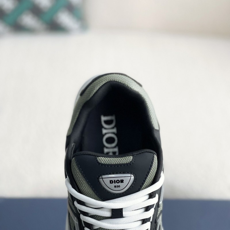 D*0r B30 New Sneaker