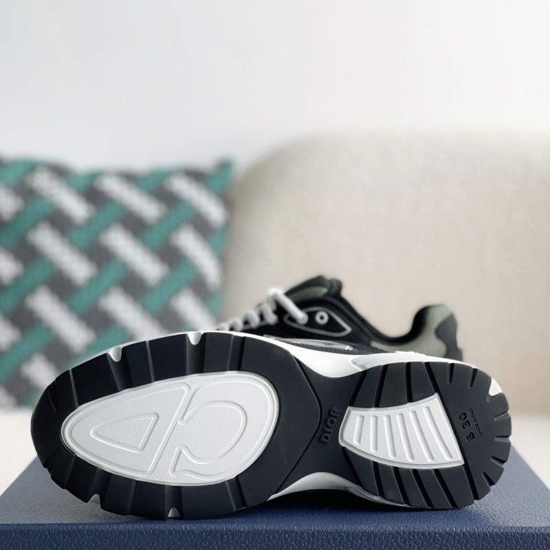 D*0r B30 New Sneaker