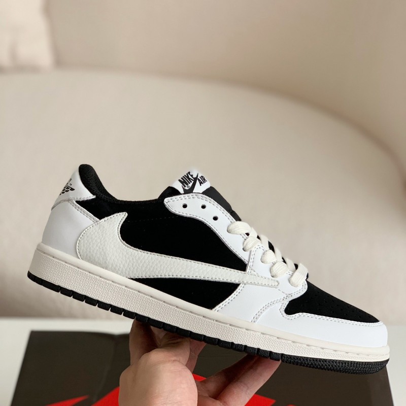 Nike AirJordan1 x TravisScott  AJ Low