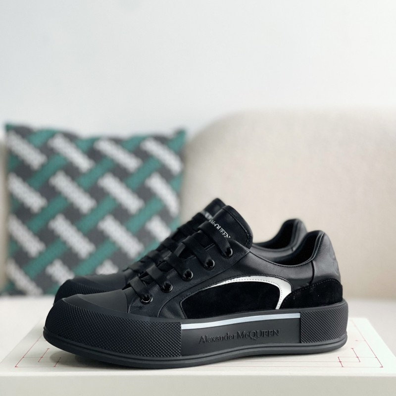 Ale*d*r M*Q*en  Sneakers