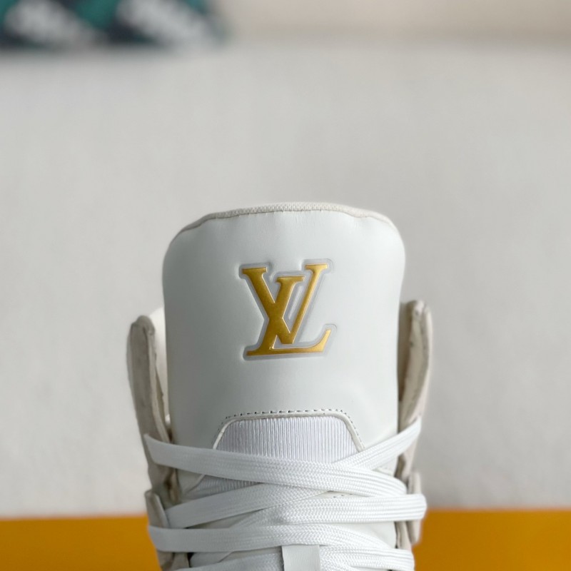 L0*is V*t0n TRAINER SNEAKERS
