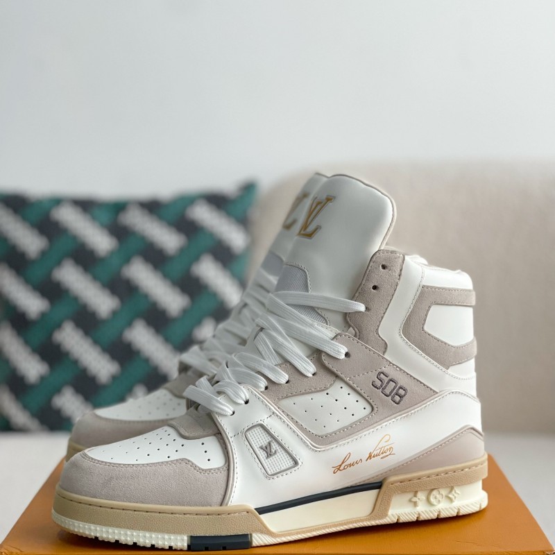 L0*is V*t0n TRAINER SNEAKERS