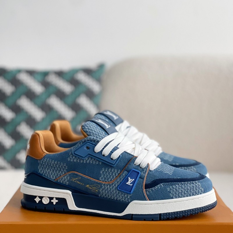 L0*is V*t0n SNEAKERS