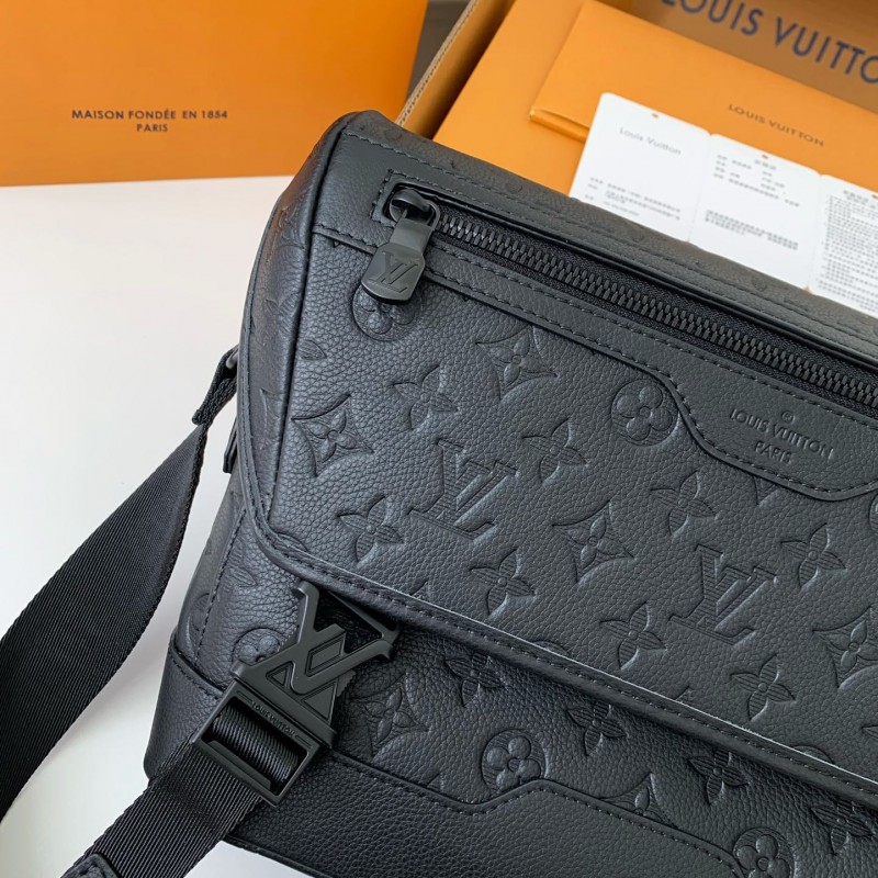 New L0*is V*t0n VOYAGER small men