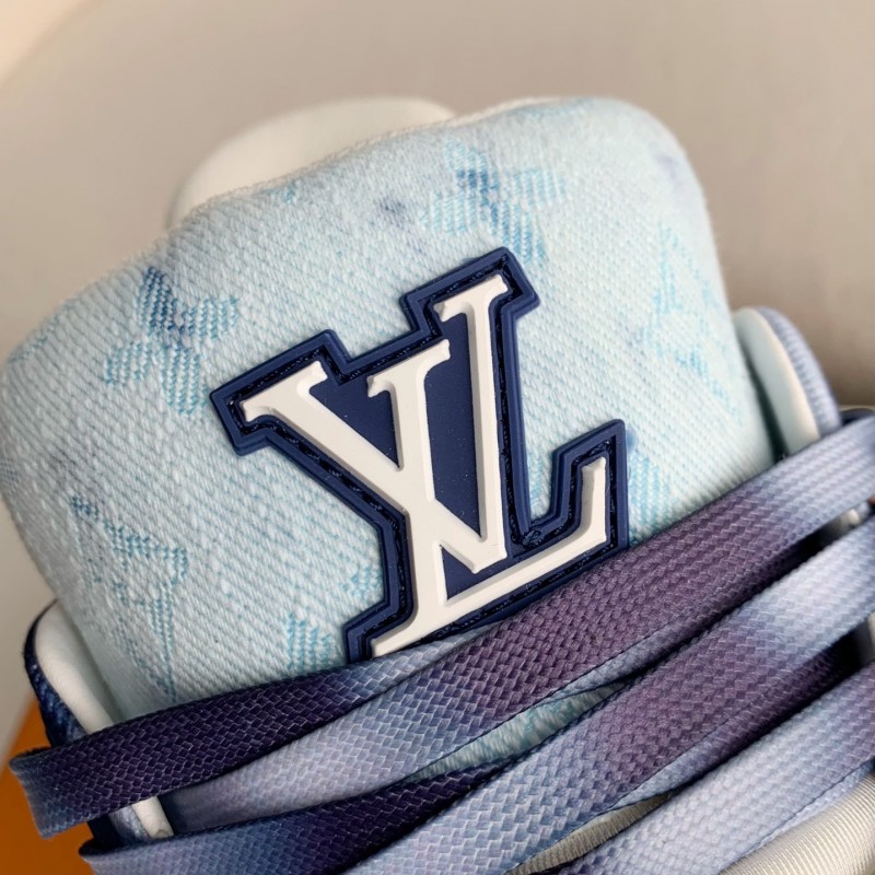 L0*is V*t0n TRAINER SNEAKERS