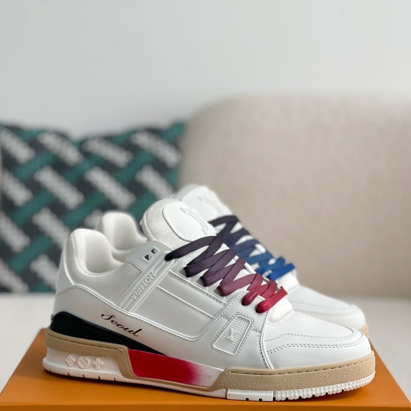 L0*is V*t0n TRAINER SNEAKERS