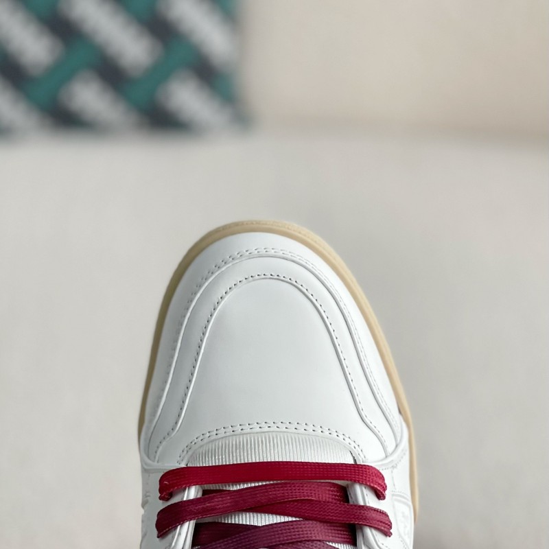 L0*is V*t0n TRAINER SNEAKERS