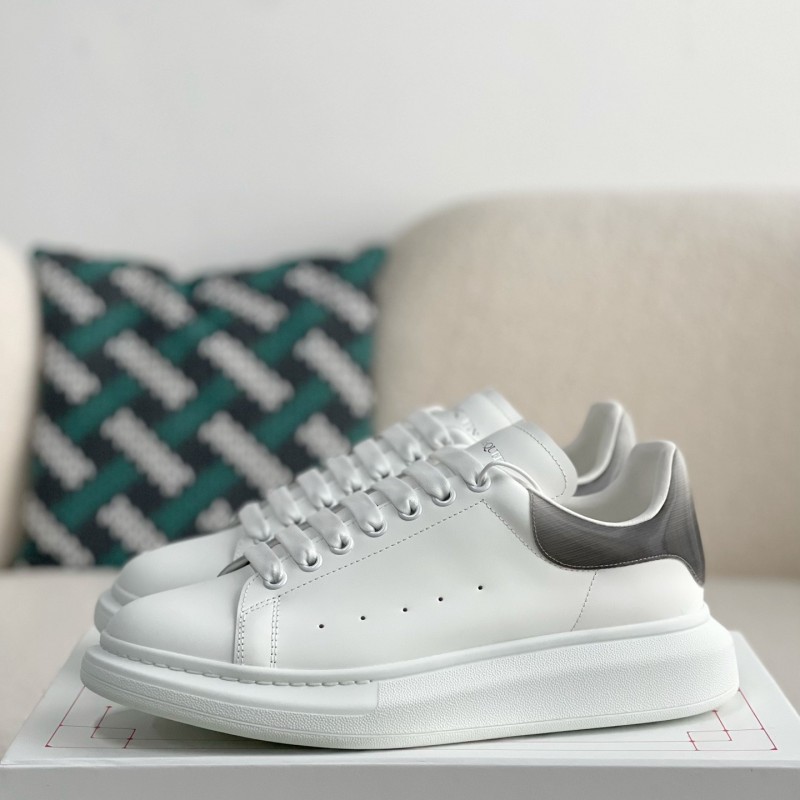 Ale*d*r M*Q*en MQ Jelly Dark Blue Tail Sneakers