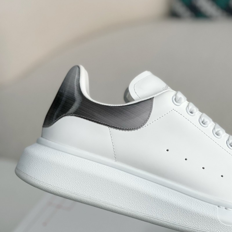 Ale*d*r M*Q*en MQ Jelly Dark Blue Tail Sneakers