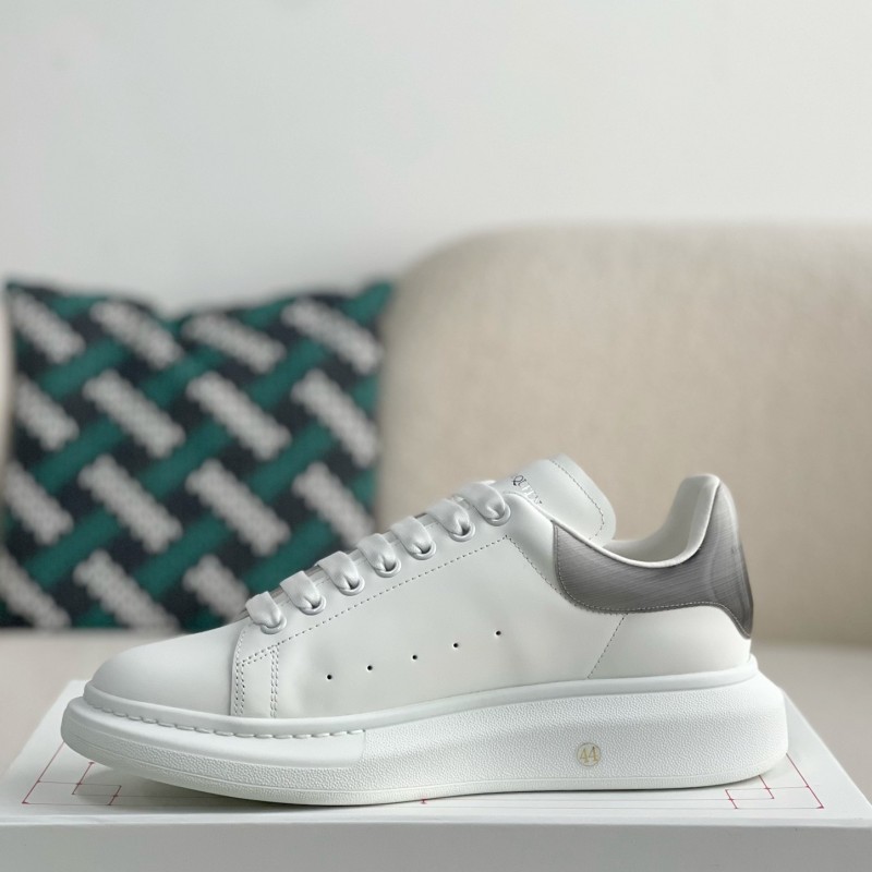 Ale*d*r M*Q*en MQ Jelly Dark Blue Tail Sneakers