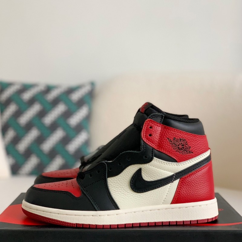 Air Jordan 1 Retro High OG Bred Toe
