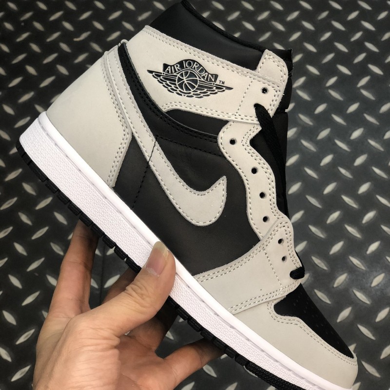 Air Jordan 1 Retro High OG"Dark Mocha"