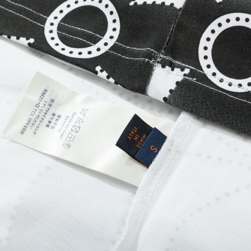 L0*is V*t0n Watercolor four-leaf grass water-dyed t-shirt