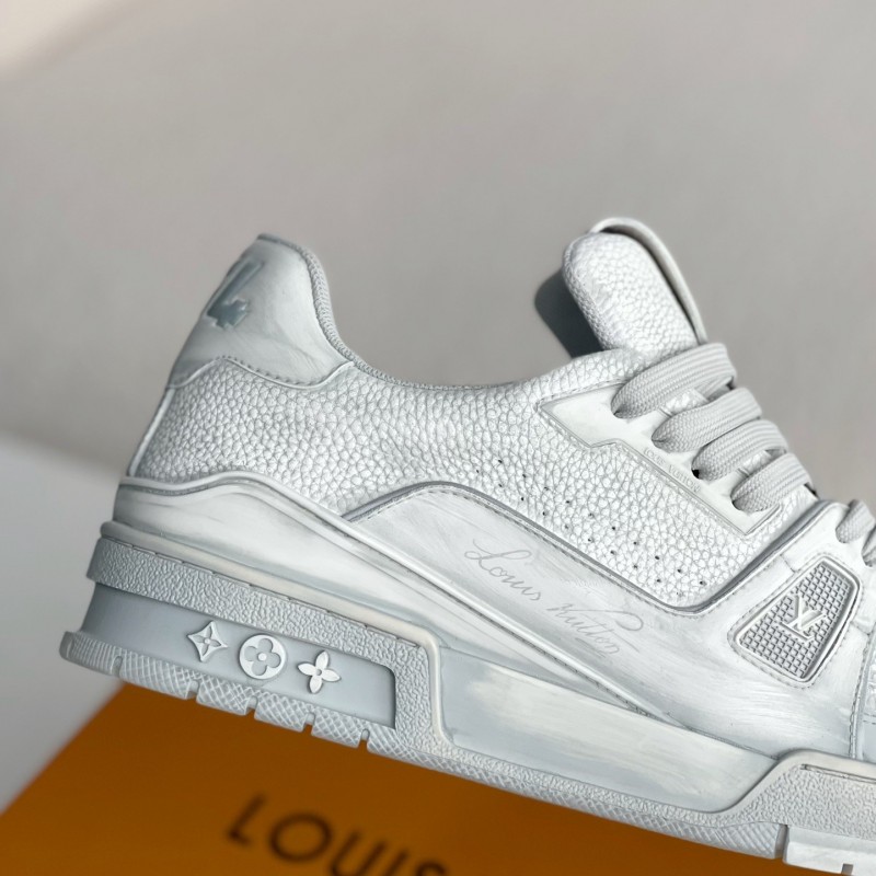 L0*is V*t0n SNEAKERS