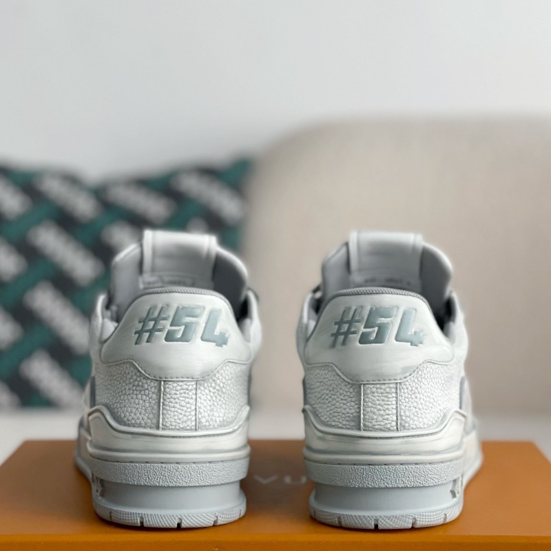 L0*is V*t0n SNEAKERS