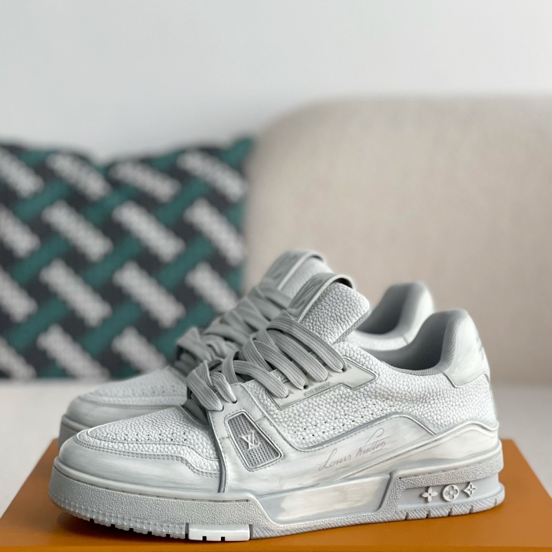 L0*is V*t0n SNEAKERS