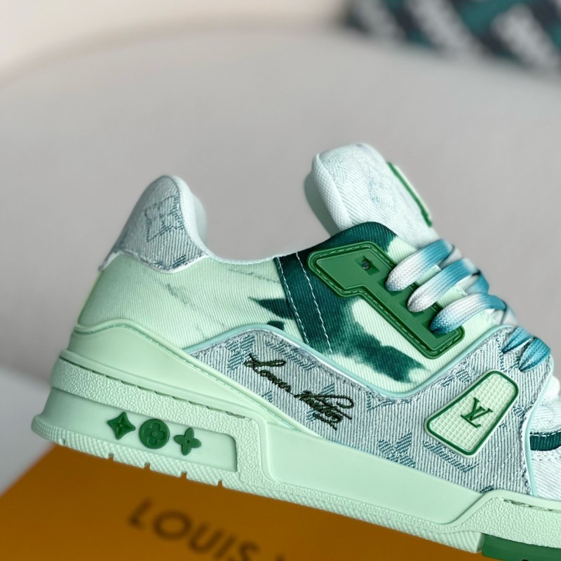 L0*is V*t0n SNEAKERS