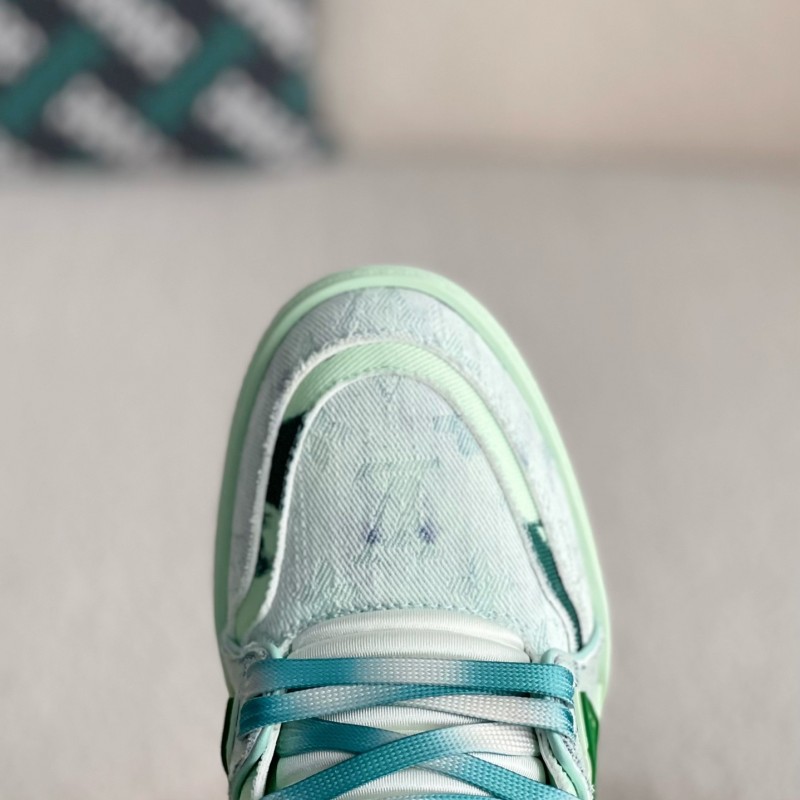 L0*is V*t0n SNEAKERS