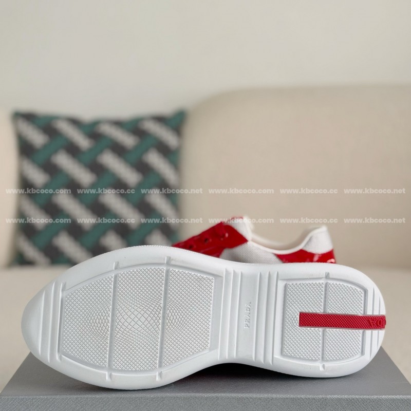 Pra*a Sneakers