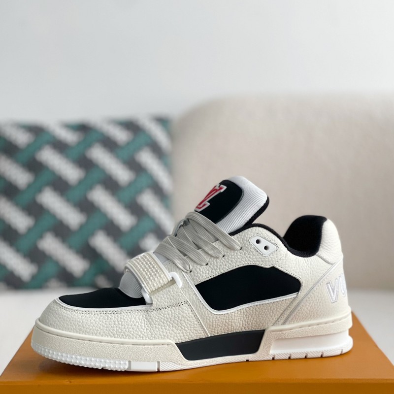 L0*is V*t0n SNEAKERS