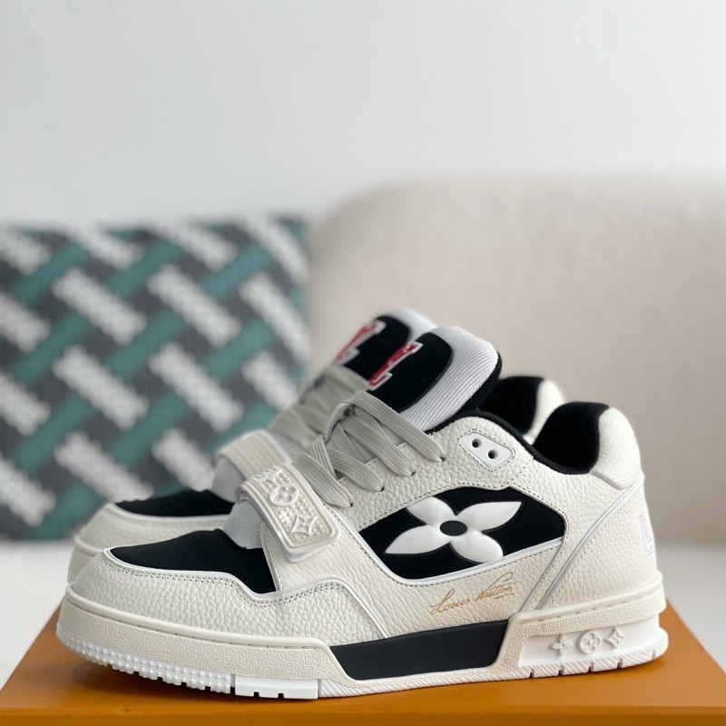 L0*is V*t0n SNEAKERS