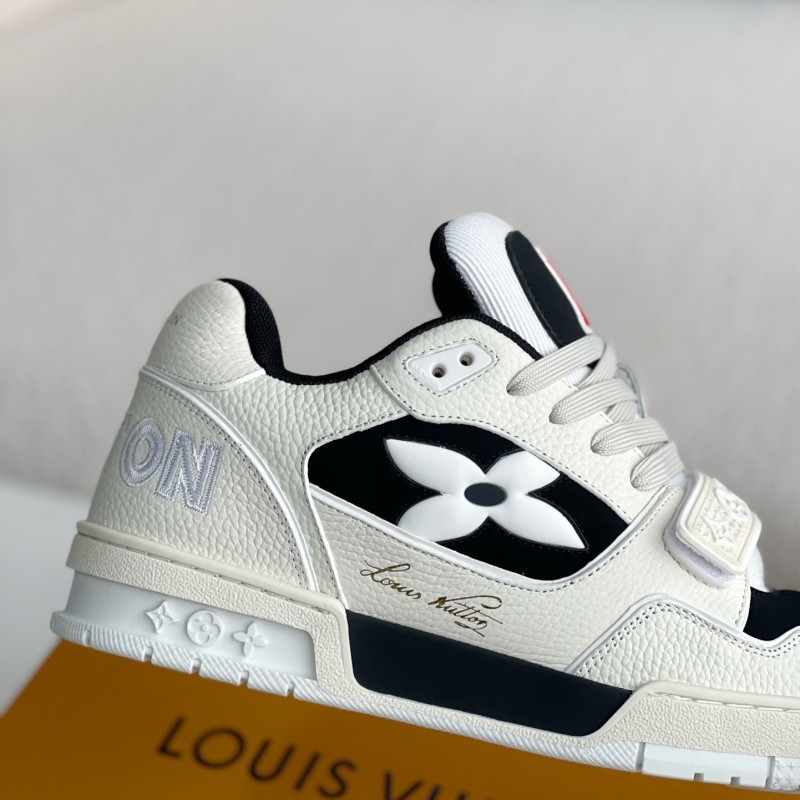 L0*is V*t0n SNEAKERS