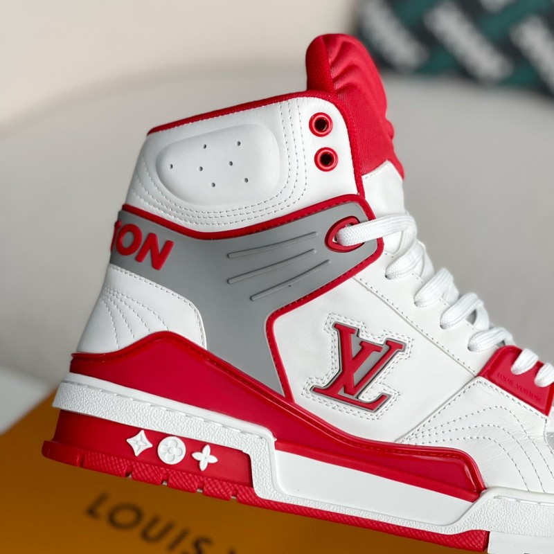 L0*is V*t0n TRAINER SNEAKERS