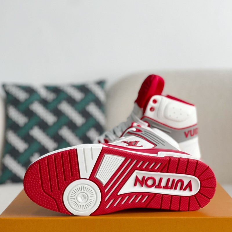 L0*is V*t0n TRAINER SNEAKERS