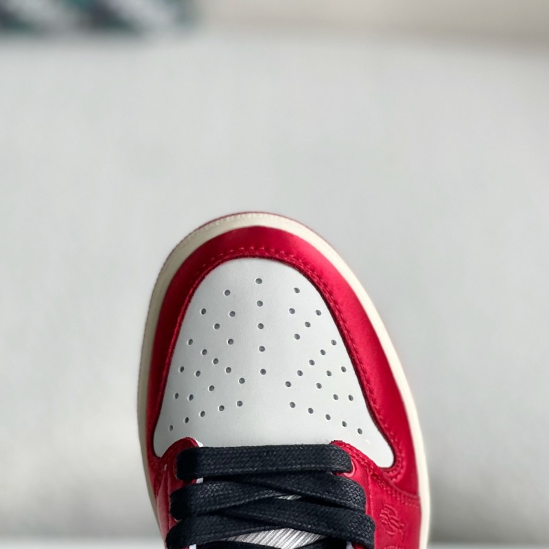 Trophy Room x Jordan Air Jordan 1 Low Golf  Sneakers