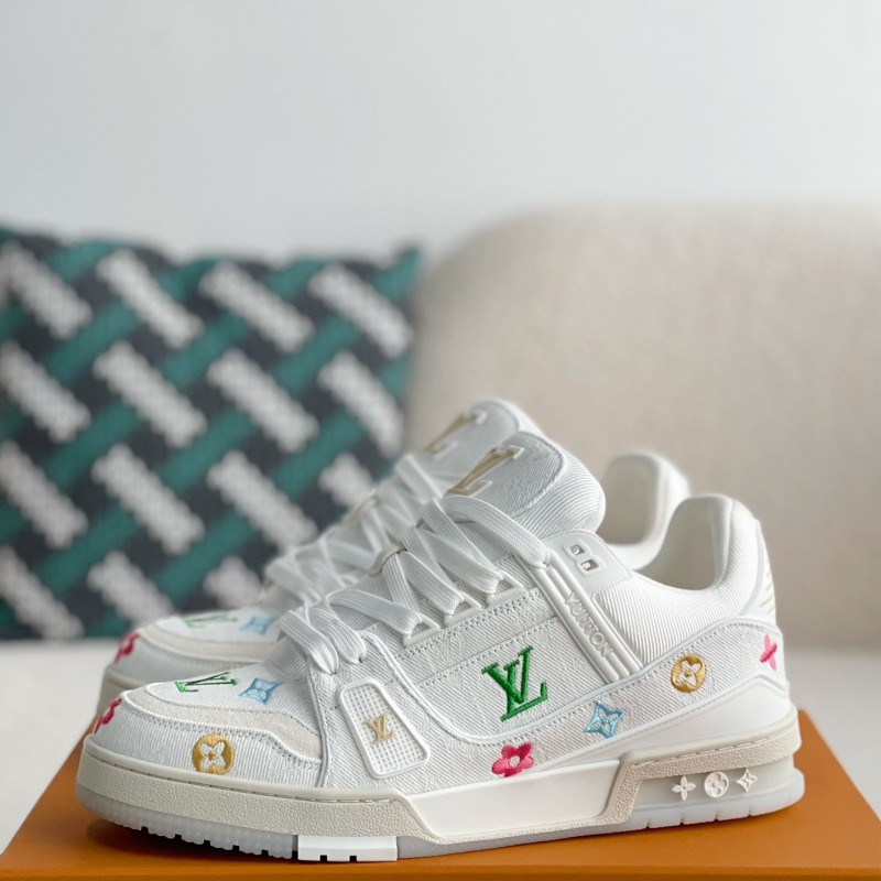 L0*is V*t0n TRAINER SNEAKERS