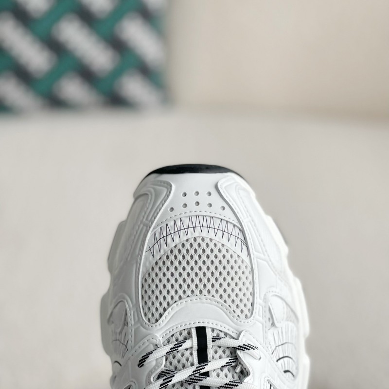 D*0r Running Sneakers