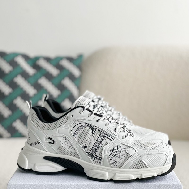 D*0r Running Sneakers