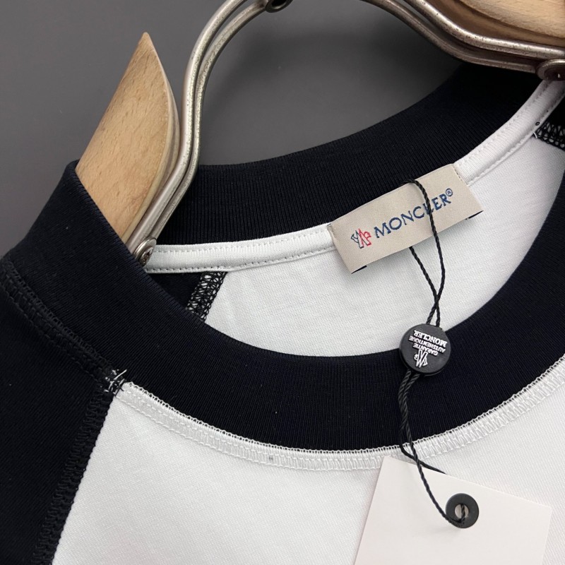 MONCLER Springsummer 2024 Shoulder sleeve T-shirt