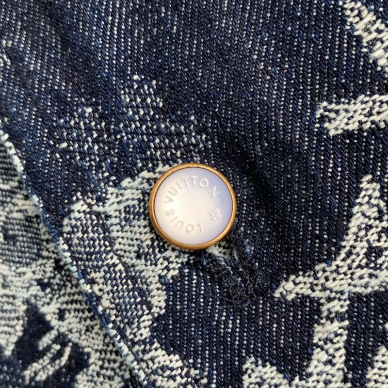 L0*is V*t0n Cowboy Shirts