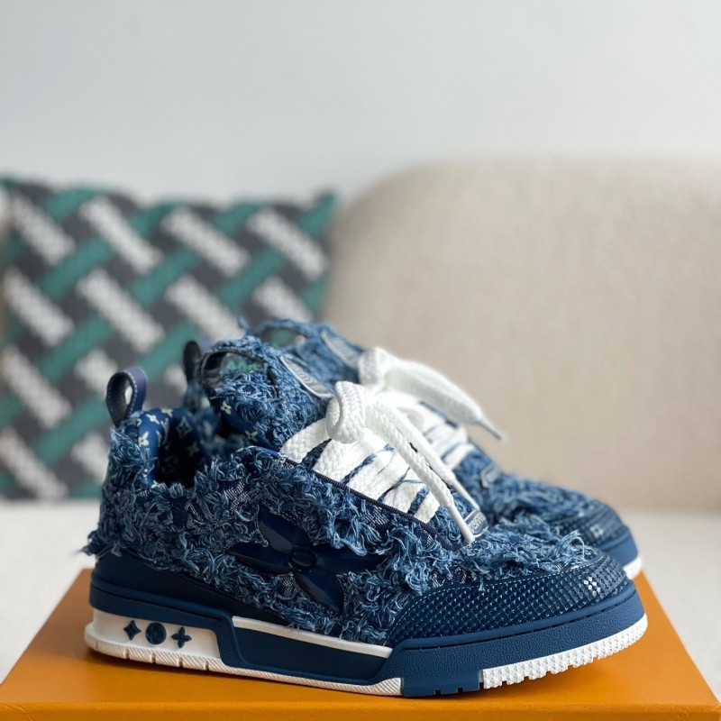 L0*is V*t0n TRAINER SNEAKERS